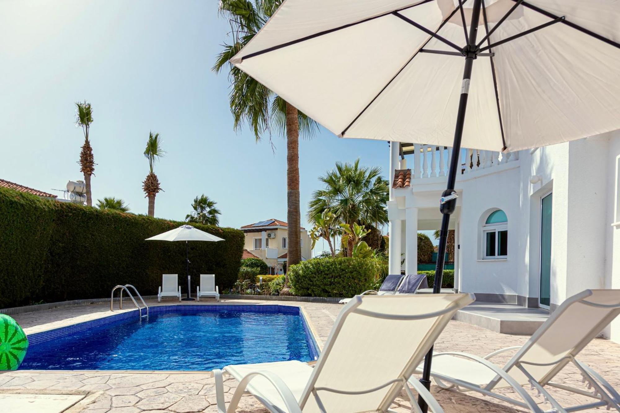 Villa Yolo Пейя Экстерьер фото